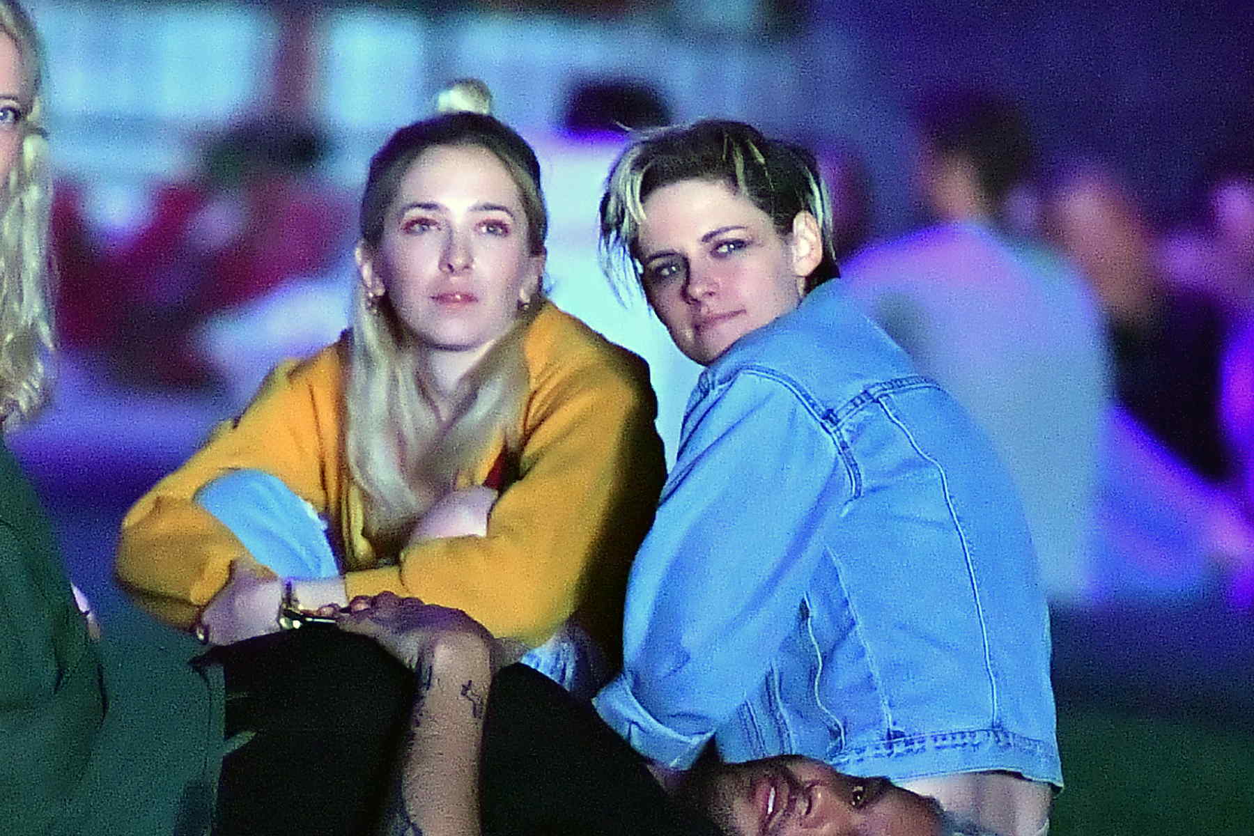 Kristen_Stewart_-_and_Sarah_Dinkin_enjoy_a_night_at_Coachella_in_Indio2C_CA_-_April_126.jpg